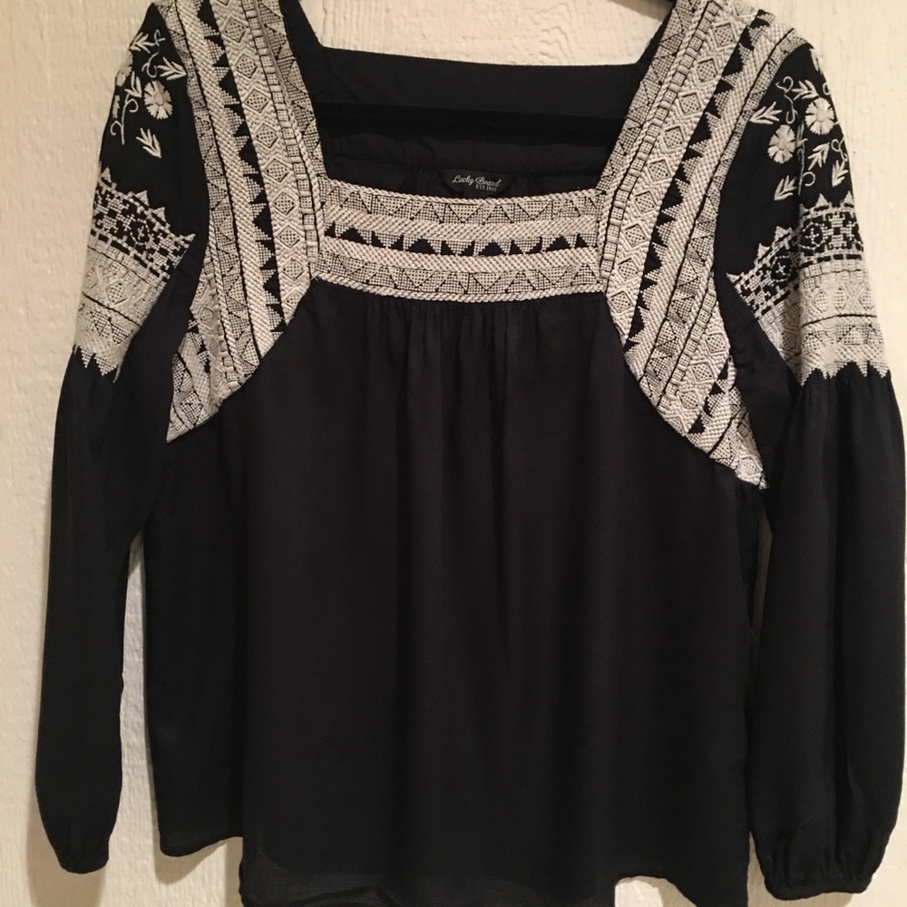 Lucky Brand top